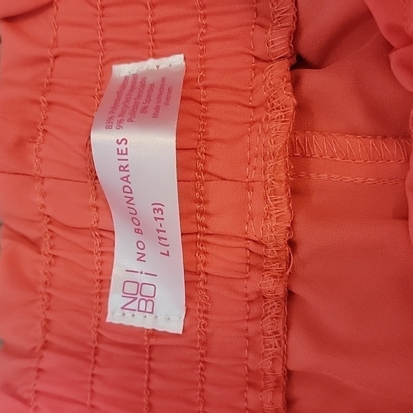 Nwot no Boundaries high waisted shorts. Large. - Picture 3 of 4